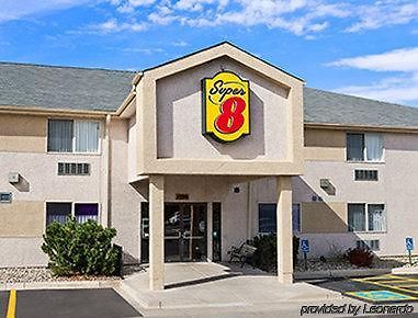 Super 8 By Wyndham Colorado Springs Airport Motel Eksteriør billede